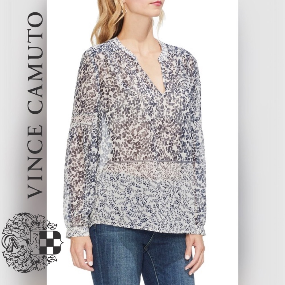 🆕 Vince Camuto Tranquil Petals Blouse Pearl Ivory
